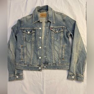 Women’s Levi’s Denim Jacket